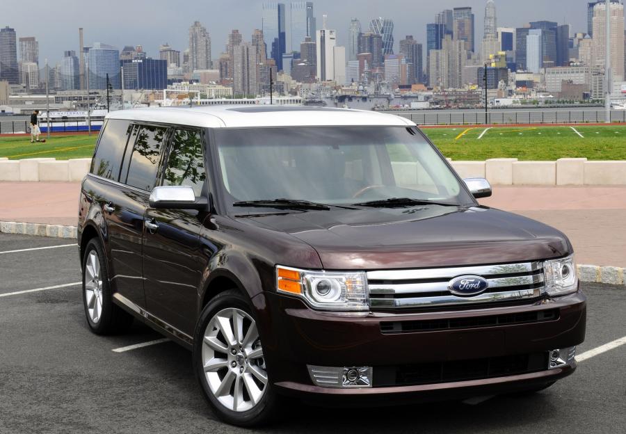  Ford Flex 2008 года  (фото 18 из 142)
